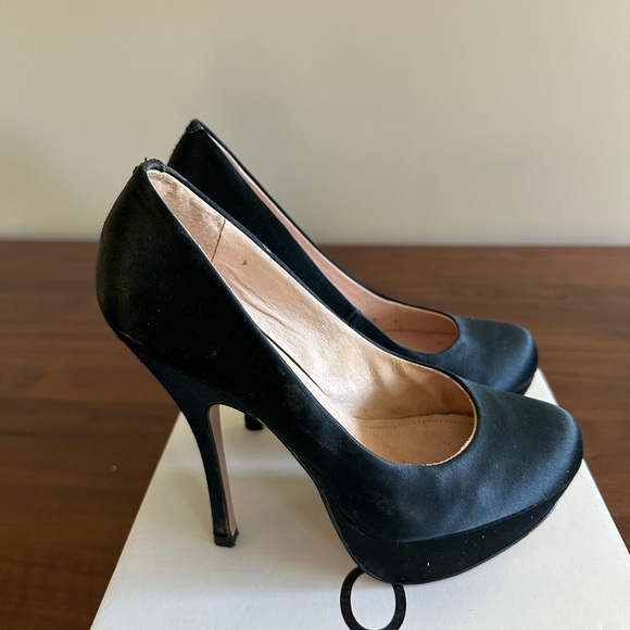 Steve Madden heels - Picture 2 of 2